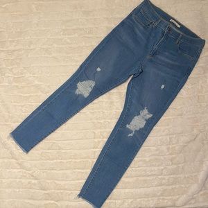 Levi’s High-Rise Skinny Jeans